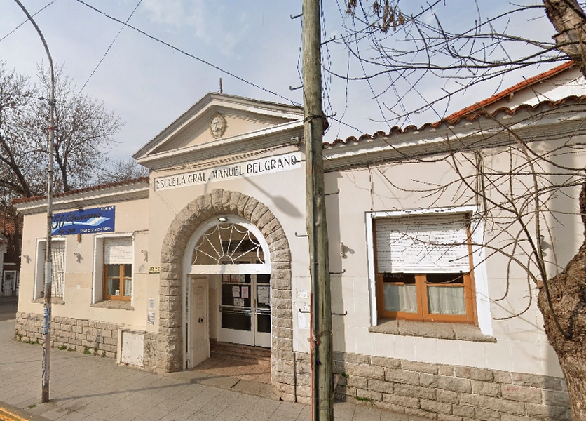 Escuela De Educación Secundaria Nº5 "Dr. Nicolás Avellaneda" en Mar del Plata